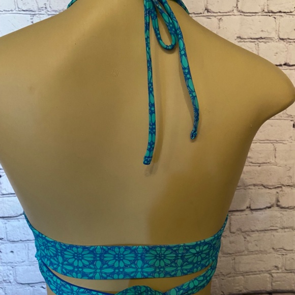 Aerie Ruffle Bikini Wrap Top, Aqua Floral, Size Medium - Picture 4 of 5